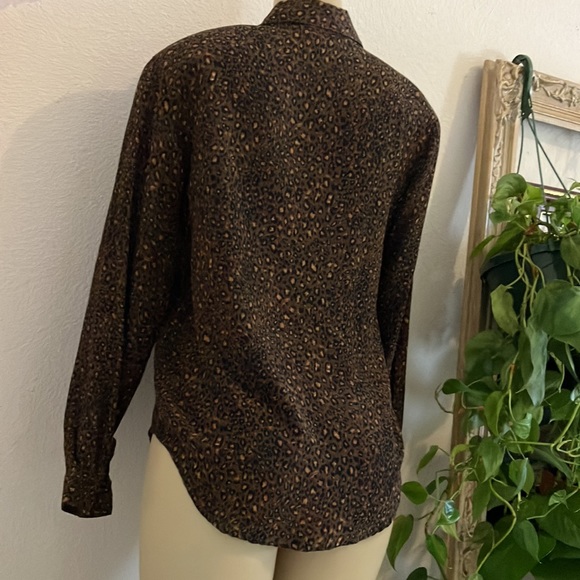 Vintage Blouse Allison Taylor Silk Leopard Print Long Sleeve Brown 
Bin#1 - Picture 6 of 9